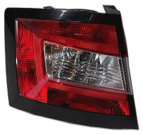 Zadní světlomet levý, Škoda Fabia III hatchback, 6V6 945 095, poškozený